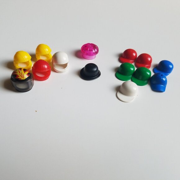 Lego Miscellaneous Mini Figure Pieces - Picture 5 of 12